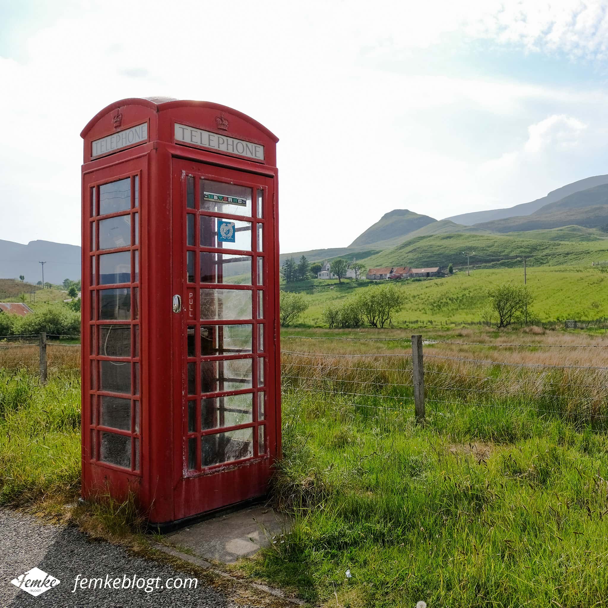 Maandoverzicht mei | Telefooncel in the middle of nowhere in Schotland
